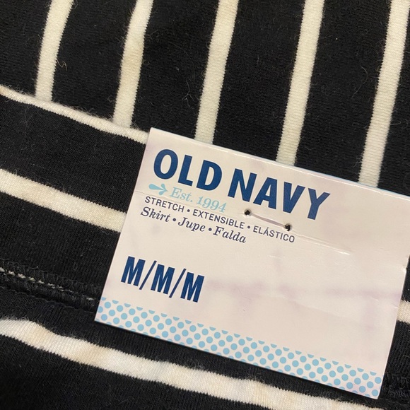 Old navy - Picture 2 of 4